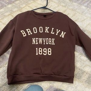 •STYLISH SWEATSHIRT